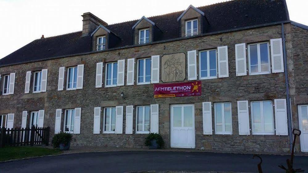 فندق La Roche Du Marais Omonville-la-Petite المظهر الخارجي الصورة